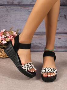 SHIHUA Women's Wedge Platform Sandals, 2024 Summer New Arrival Simple & Versatile Slip-On Casual Leopard Print Waterproof Thick Bottom Comfortable Shoes