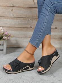 Women's Cross-Border New Style Leather Sandals, With Flower Decoration, Elegant And Comfortable, Suitable For Spring And Summer Seasons