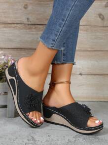 Women's Cross-Border New Style Leather Sandals, With Flower Decoration, Elegant And Comfortable, Suitable For Spring And Summer Seasons