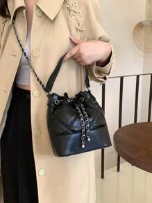 女式時尚鏈帶桶包，肩背斜跨均可