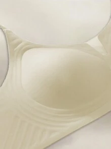 Women's White Plumge Seamless Wireless Bra Gathers Up Side Breast Anti Sagging Lifting Ultra Thin Bra