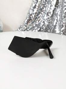 1 双女士时尚优雅细高跟凉鞋 - 黑色 - 查看 4