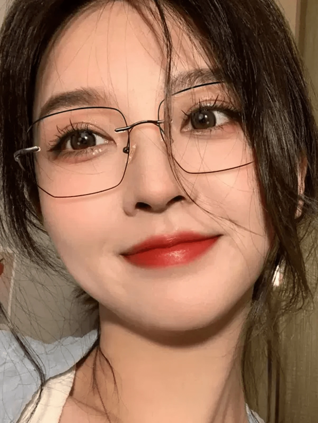 1 pieza Gafas sin montura, ligeros anteojos sin marco para ojos pequeños y que favorecen el rostro - Monturas de gafas negras sin montura. - Ver 1