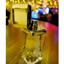 APRELCOMER, Perfume de Hombre, 2i2 VIP NEGRO MEN CLUB EDITION,Las notas principales incluyen: Notas de salida: lima, caviar, menta congelada Notas de corazón: jengibre, pimienta negra, vodka Notas de fondo: madera de rey, ámbar salado, haba tonkA.100ml." - Leñoso y terroso - Ver 3