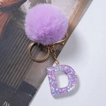 1入組可愛的紫色樹脂星星圖案毛絨球裝飾字母鑰匙扣掛飾毛絨鑰匙扣、錢包鑰匙扣、包裝飾字母鑰匙扣、字母形汽車鑰匙扣掛飾、防丟鑰匙扣，是給朋友、同事、同學、家人的絕佳禮物
