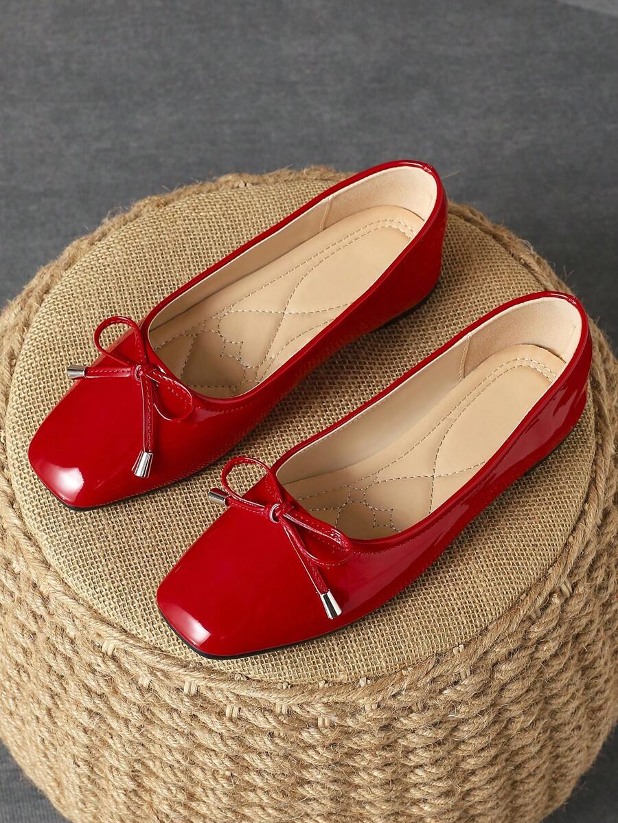 MonaNise 女士时尚卡其色舒适黑白方头红色一脚蹬平底黄色户外薄荷绿度假旅行粉色秋季勃艮第红派对优雅休闲办公黑色乐福鞋