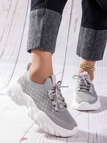 Zapatillas de deporte de suela gruesa de color gris claro de moda para mujeres, calzado ligero con amortiguación para correr, zapatillas de deporte gruesas - Gris Claro - Ver 5