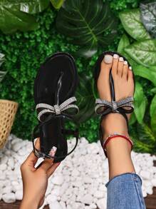 Women's Summer New Elegant Rivet Bow Flat Sandals, Open Toe Charming Outdoor Fashion Beach Resort Rhinestone Slippers, Fashion Thong Sandals, Versatile - Чорний - Переглянути 5