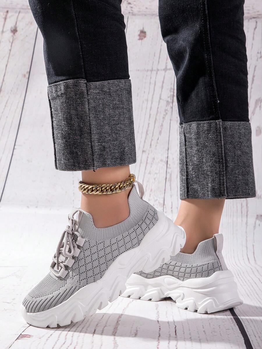 Zapatillas de deporte de suela gruesa de color gris claro de moda para mujeres, calzado ligero con amortiguación para correr, zapatillas de deporte gruesas - Gris Claro - Ver 1