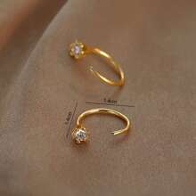 1 paire de boucles d'oreilles à tige réglables unisexes, avec zirconium cubique artificiel, un design simple brillant et tendance, pouvant être portées pendant le sommeil, convient pour le port quotidien des hommes et des femmes