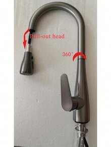 1入單把手拉式龍頭，鍍黑色單孔大花瓶，採用304不銹鋼製造，17.3英寸旋轉冷熱混合器龍頭，帶有三種功能噴口，360度旋轉，附帶23.6英寸不銹鋼編織防爆膠管，耐用而易於安裝。