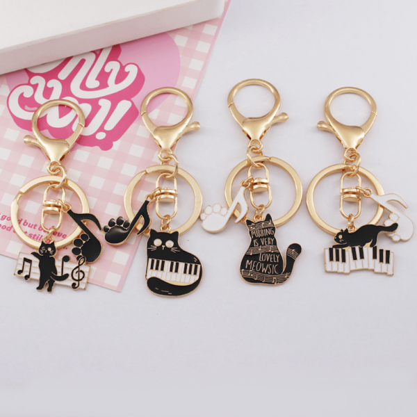 4pcs/set Artistic Piano & Music Note & Cat Shaped Keychain, Bag & Key Decoration Pendant For Music Lover