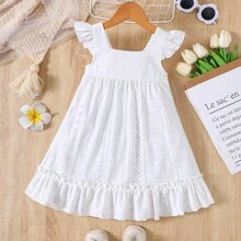Vestido de moda de verano, casual para niña joven, de unicolor, con cuello cuadrado, mangas con gorra, y parche con diseño calado