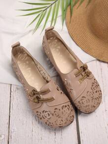 Zapatos planos redondos casuales de estilo Zen con calado de rosa, zapatos de verano, zapatos literarios retro de arte de té para mujer, calzado para madre en el 2024