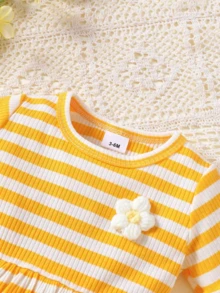 Fashionable Baby Girl Short Sleeve Yellow Striped Dress - Yellow - View 3