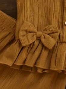 2入組年輕女孩可愛的彼得潘領短袖上衣和荷葉邊短褲套裝，夏季