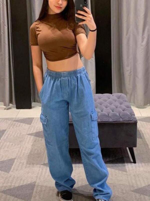 Calça cargo juvenil Menina com elastico na cintura  na cor jeans claro e jeans escuro do 10 ao 16