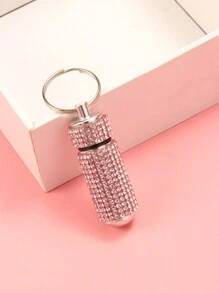 1 علبة أقراص لامعة محمولة، حاوية أقراص للسفر، زجاجة مزينة بالراين ستون مقاومة للماء، حامل أقراص صغير مع سلسلة مفاتيح، علبة تخزين أقراص صغيرة جميلة للخارج والمدرسة والسيارة، إكسسوارات حقيبة جوثيك Y2K، أشرطة رقبة مع حامل بطاقة هوية، إكسسوارات سيارة، تميمة حقيبة - متعدد الألوان - مشاهدة 3