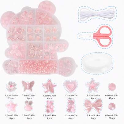 Högkvalitativt klar rosa akrylpärlor Panda modellering DIY Set med flera fjärilar, hjärta Pentagram, blomma, kanin och björn modellering, djur och växt pärlor. Den innehåller också elastiskt rep, vit pärlsnöre, sax och är den perfekta julklappen för flickors armband, halsband och örhängen för håraccessoarer.