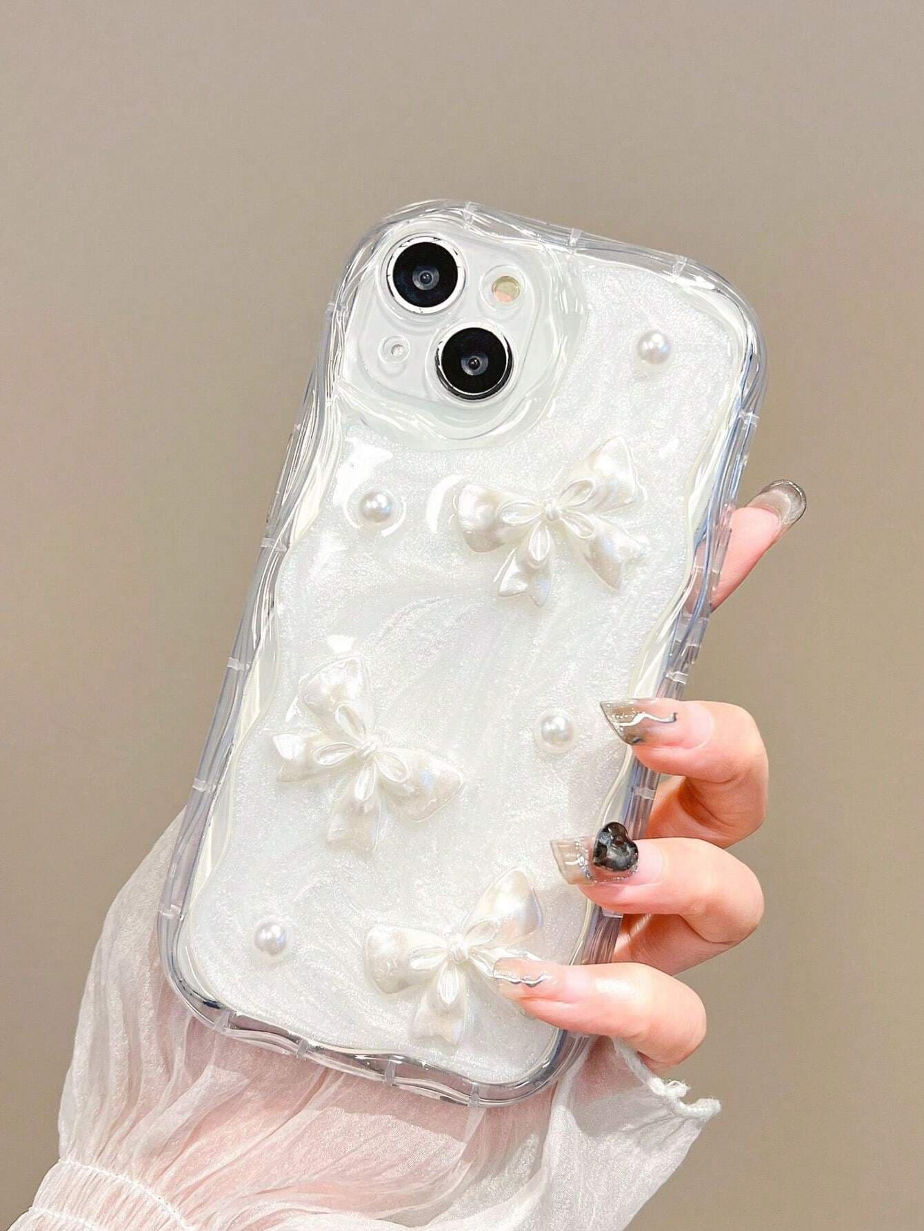 1 pièce/set étui de téléphone à cadre ondulé avec nœud papillon en faux perle blanc laiteux et anti-chute, compatible avec iPhone 16/16Pro/16Pro/16ProMax/15/14/13/12/11/X/XS/XR/Mini/Pro Max/Pro/Plus, coque souple en époxy