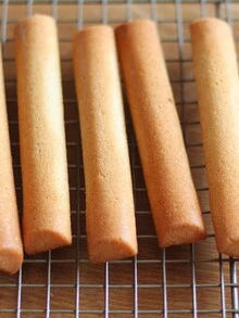 Japanese Non-Stick Finger Biscuit And Cake Mold, Madeleine And Eclair Baking Pan Set For Home Use, 6-Cavity - 6-piece Fenanger Baking Tray, Gold - View 10