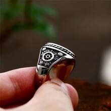 1 pieza Anillo de moda de acero de titanio con cabeza de diablo para mujeres y hombres - Negro - Ver 5