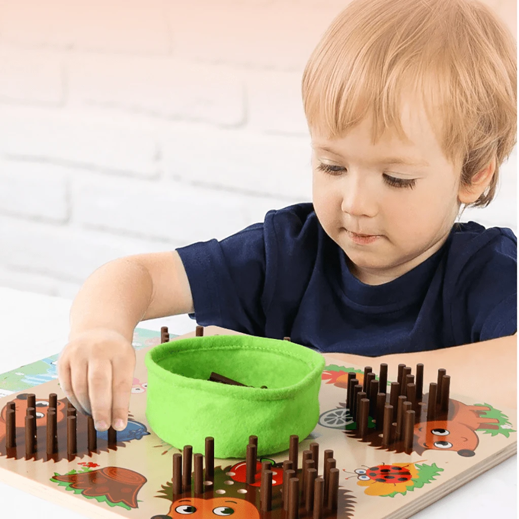 Wooden Hedgehog Threading Game For Children's Early Education