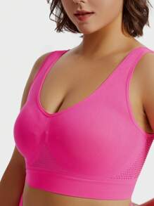 1pc Plus Size Women Breathable Mesh Hollow Wireless Bra, Comfortable Underwear