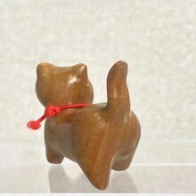 1入組雕刻綠檀木可愛傾頭貓木製動物模型，寵物紀念玩具驚喜禮物