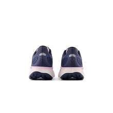 New Balance Zapatillas para correr para mujer - Añil vintage con nube lila y metal plateado - Ver 6