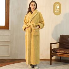 1pc Autumn/Winter Thickened Velvet Bathrobe For Men And Women, Plus Size, Luxury Style, Long Sleepwear, Couples Dressing Gown - Multicolor - View 3