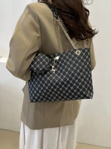 2024 New Women's Personalized Large Capacity Handbag, Fashionable Retro Chain Tote Bag With Printed Design, Suitable For Commuting, Shoulder And Handheld