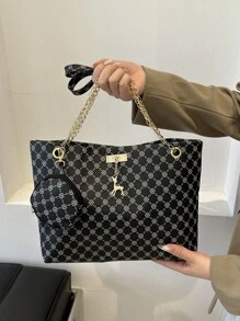 2024 New Women's Personalized Large Capacity Handbag, Fashionable Retro Chain Tote Bag With Printed Design, Suitable For Commuting, Shoulder And Handheld