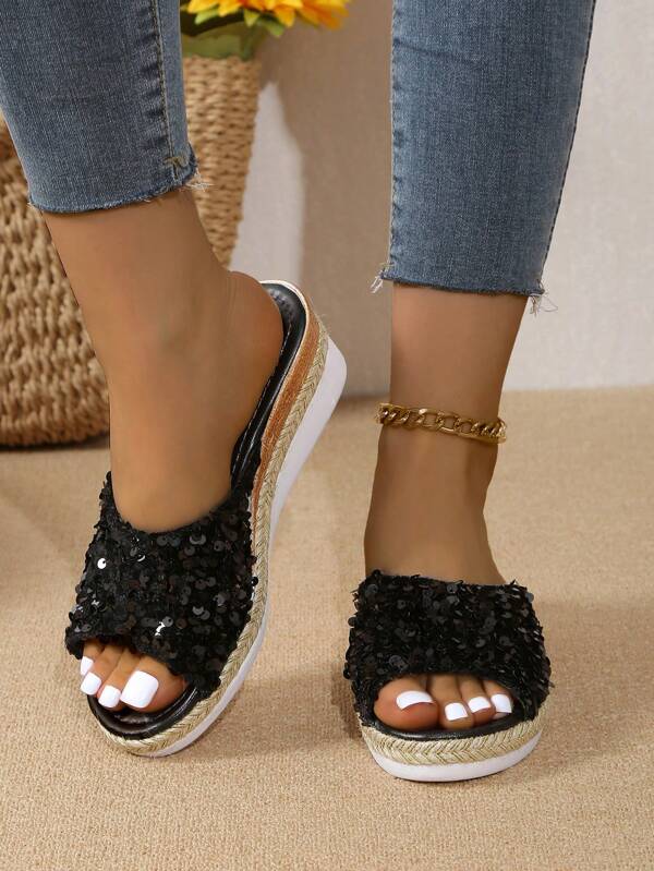 Black Peep Toe Glitter Grass Woven Thick Soled Women's Sandals, With The Upper Covered In Shiny Black Glitter, Shining Brilliantly In The Light.