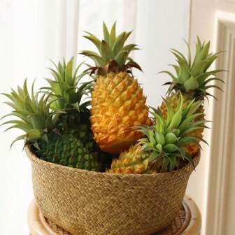 Decorazione artificiale di ananas in plastica per la casa, esposizione nel negozio di frutta, produzione di film e programma TV come prop forma realistica di ananas