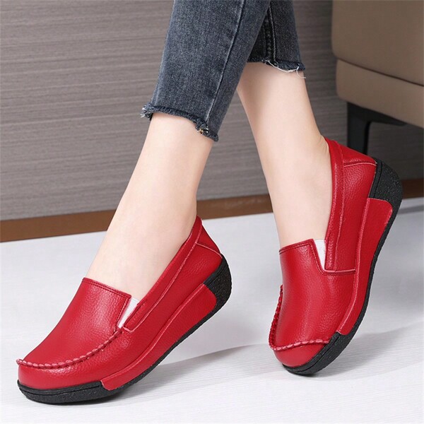 Zapatillas planas informales para mujer, nuevos zapatos de cuña con plataforma y suela gruesa de primavera/otoño, cómodos zapatos antideslizantes para madre de mediana edad y ancianas