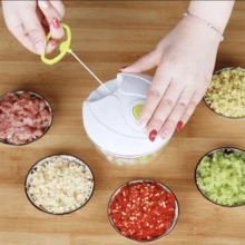 1pc Manual Garlic Masher - Perfect For Mincing, Pressing, And Pulled Garlic And Ginger - Easy To Use And Durable - Multicolor - View 1