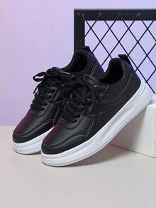 New Black Skate Shoes Men's Versatile Sports Casual Shoes
