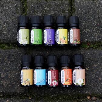 10ml 深海/薰衣草/檀香/茉莉/薄荷叶/柠檬/玫瑰/橙子/小苍兰/白茶/百万/黑冰/樱花/桂花/百合/香草香薰精油（水溶性）补充装/空气清新剂