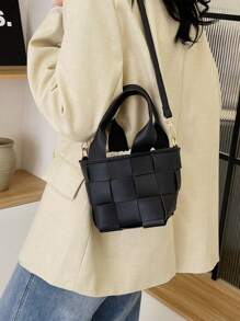 1pc Casual Vacation Handbag, Fashionable Solid Color PU Leather Shoulder Bag With Adjustable Strap And Detachable Inner Pouch, Lightweight And Portable, Drawstring Crossbody Bag Suitable For Girls, Teens And Women For Vacation, Outdoor Activities And Travel - Black - View 7