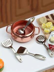 Set de 4 piezas de utensilios de cocina en miniatura para casa de muñecas que incluye espátula para la decoración de escenas - Multicolor - Ver 2