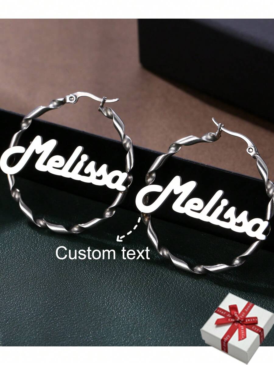 定制姓名女士耳环，魅力波西米亚风格个性化螺旋圈耳环，不锈钢扭曲吊坠耳环，带有姓名，嘻哈字母圆形圈式个性珠宝，适合家庭聚会、节日礼物、母亲节礼物 - 銀色 - 查看 1