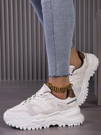 舒适、简约、时尚的户外休闲鞋，系带城市通勤健身旅行厚底运动鞋，圆头低帮拼色百搭，适合作为女性礼物