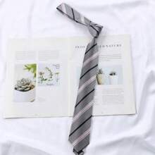 1 件格子条纹手工领带，日式风格，适合日常佩戴，校园风，毕业照拍摄男士领带