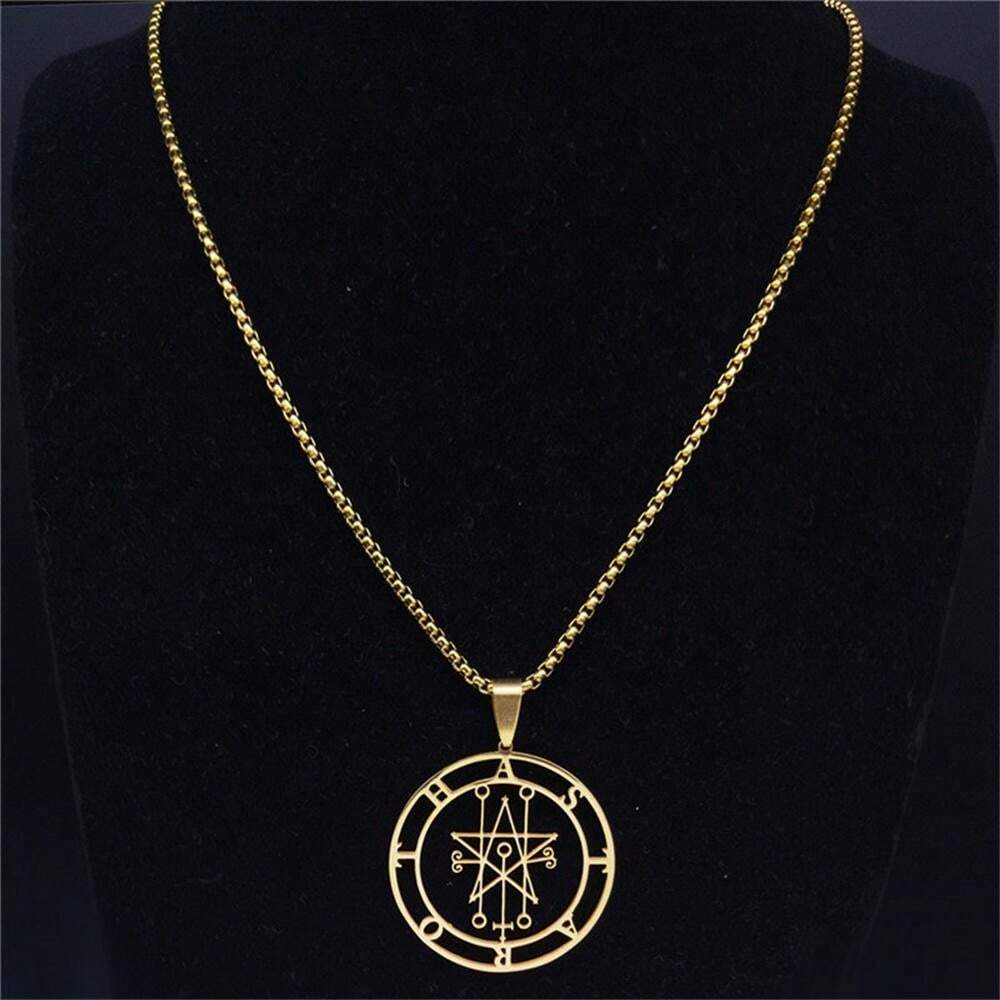 Collar Para Hombre │ Cruz Plateada Acero Inoxidable │ MN03