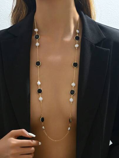 1 pièce Nouveau Collier long pendentif demi-cercle multicolore Charmant et élégant pour femmes, adapté pour les fêtes d'été, les rendez-vous, les rassemblements et les festivals. Un collier long polyvalent, idéal comme cadeau de la fête des mères ou à assortir avec des pulls