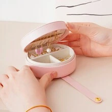 1 pièce Boîte de rangement à bijoux pour femmes avec lettre de papillon et nom personnalisé, organiseur de bijoux personnalisé à la mode, cadeau parfait pour une mère, une petite amie, un anniversaire.