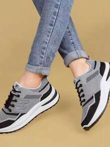 Tenis Tejido Knit Mujer Malla Transpirable Plataforma Suave, Zapatillas Casual con Logo H Decorativo, Suela Antideslizante Cómodas para caminatas, compras y uso diario todo el año - Gris Oscuro - Ver 2