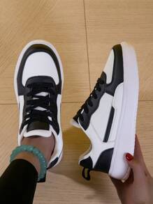 Black & White Simple Color Block Casual Women's Shoes, Suitable For Outdoor Activities, Streetwear, School, And Sports. Perfect Birthday Or Holiday Gift For Girls.