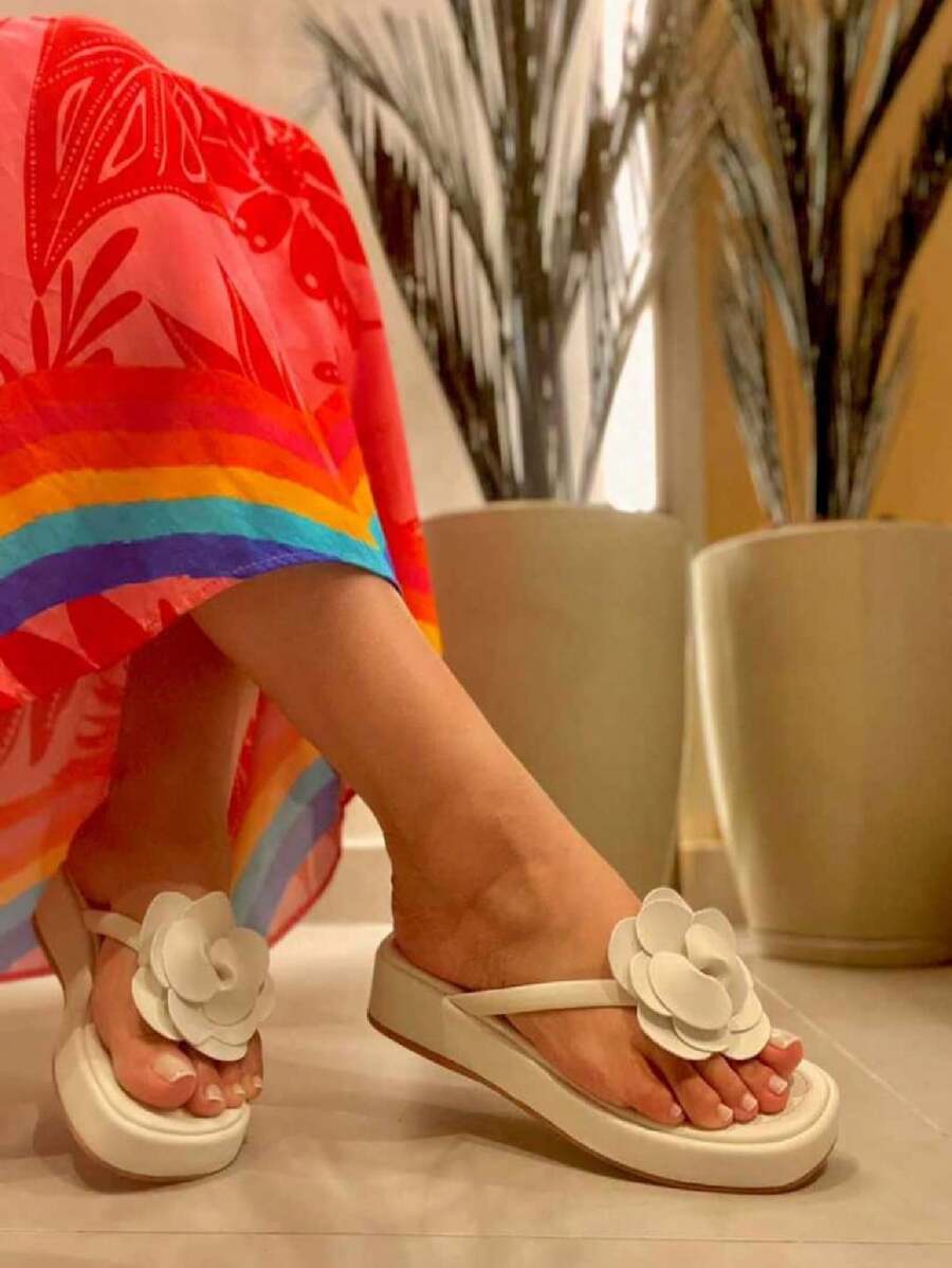 Women Platforms & Wedge Sandals - White - View 1